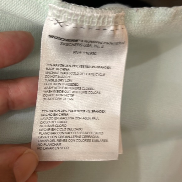 SKECHERS Athletic Tee - XL - Picture 5 of 5